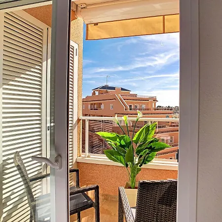 3076 Vista Azul Xxix * Villamartin (Valencia)